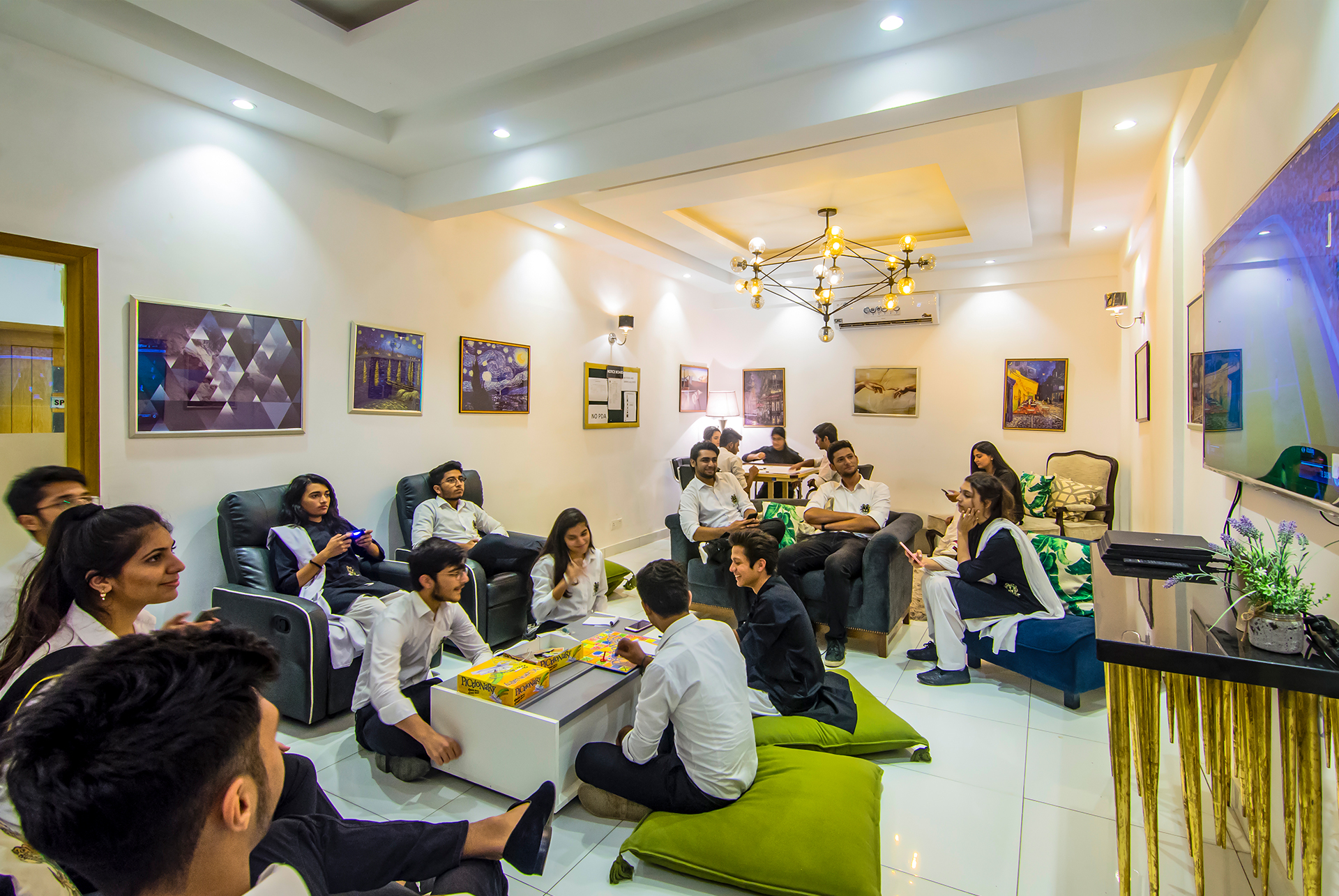 Sceptre College College For Advanced Studies